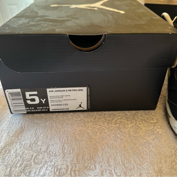 Air Jordan 5 retro OREO GS SIZE 5 **MINT CONDITION** - Picture 7 of 8